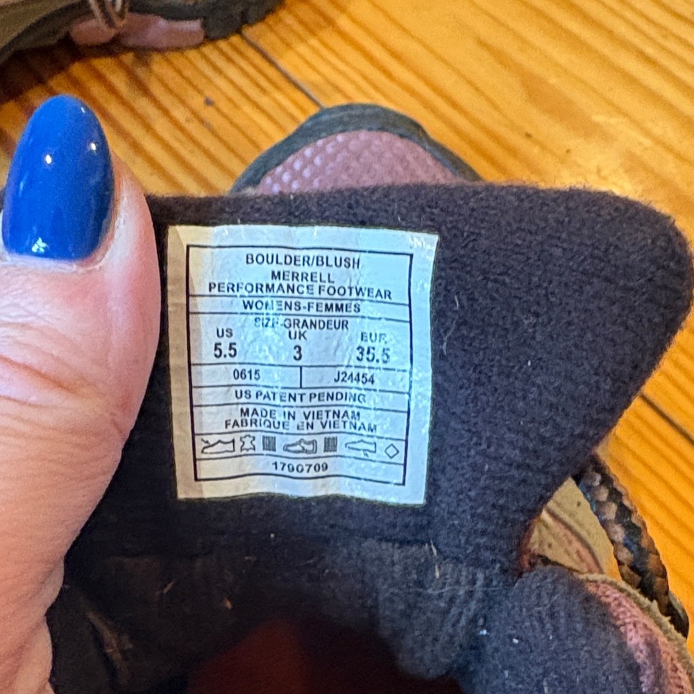 Merrell Moab 3 Mid Waterproof Pink/Purple Hiking Shoes - Picture 5 of 6